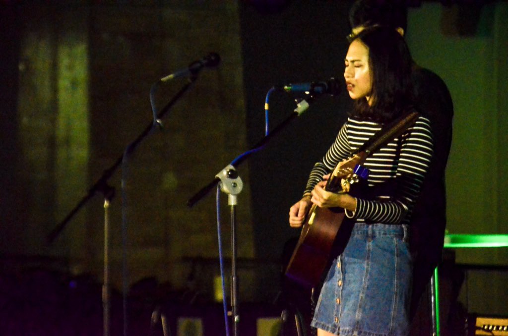 iamsungagirl's tweet image. couldn’t think of any words to describe this night (well i was on the verge of tears while watching the music video) 🌌🌌

so another goal this year is to attend more gigs and support artist like you @clarabeninmusic 💖

#CBParallelUniverse