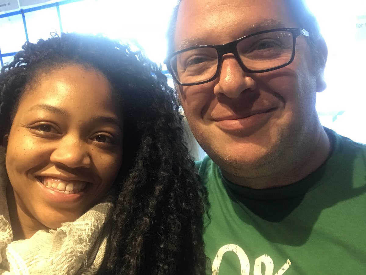 Met my FIRST FRIEND at <a href="/edcampBoston/">Edcamp Boston</a> !! Our selfie looks GOOD <a href="/DavidHochheiser/">David Hochheiser</a> 👏🏾👏🏾