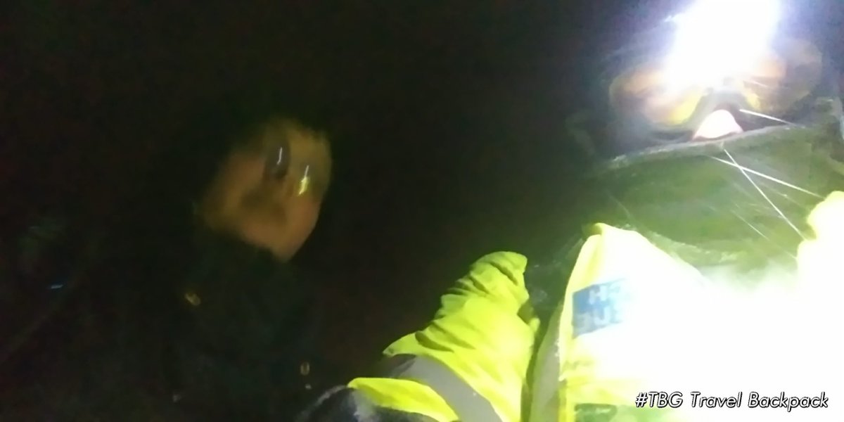Lindaaatje91's tweet photo. #SWATOT #SaturdayMorning this weekend we are ready to help the local people us Vulenteer Emergency Response in #uppingham #rutland @EMAS_LGBT @EMASNHSTrust #TeamEMAS proud to help people and happy #StPatricksDay in the #uksnow @Lindaaatje91 https://t.co/eeE1W5iQOi
