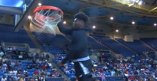 WATCH: Justyn Ross wins all-star dunk contest: bit.ly/2FR156U