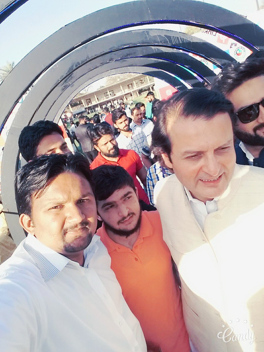 Rahatmalkeraa's tweet photo. #BattleAgainstCorruption
#summit_in_lahore_
We love U https://t.co/vssoYsYXTU