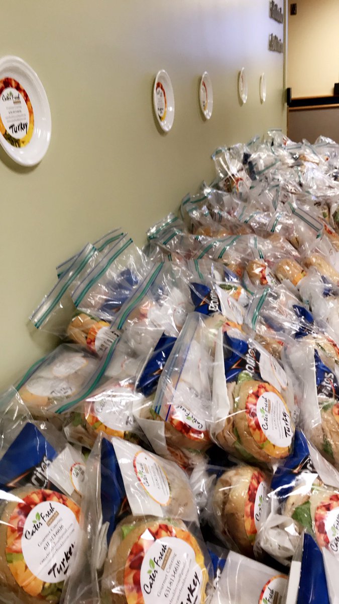 CaterFreshRose's tweet photo. #baggedLunch #coldcut #sandwiches 
#ct #cater #catering #ctcaterer #ctcatering #Caterfreshbyrose #staffmeeting #fridaybrunch #corporatebreakfast #corporatecatering #corporatelunch #baggedlunch  #Cateringservice #teamlunch #staffappreciation  #corporateevent #corporateevents https://t.co/HKA5b5uwEH