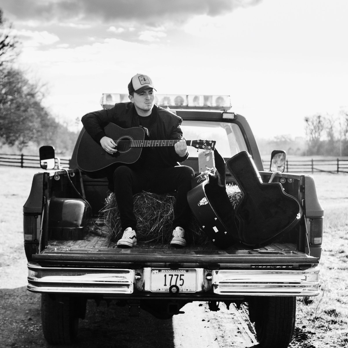 NickBoydSinging's tweet photo. My senior recital is today at 1pm in MPAC, hope to see y'all there ✌🏻↓

https://t.co/yZHicX7b58 https://t.co/NeV7SZ3Sd3