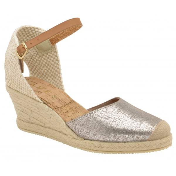 WasoleShoes's tweet photo. Ravel Etna Metallic Silver Leather Espadrilles https://t.co/jmzNTVHYlZ https://t.co/zkcQB9qjQW