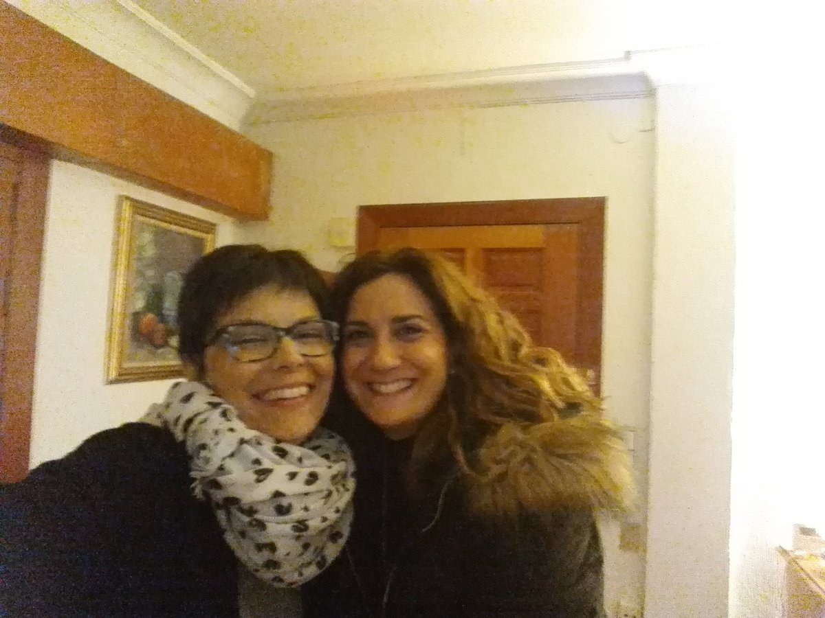 Heleniu82's tweet photo. Muchas felicidades guapa, eres uno de los pilares mas importantes en mi vida, te quiero mucho, porque eres muy buena persona. Te mereces lo mejor guapa, te quiero. #amorincondicional #felizsanto #primasquesoncomohermanas https://t.co/bnme8H8nI9