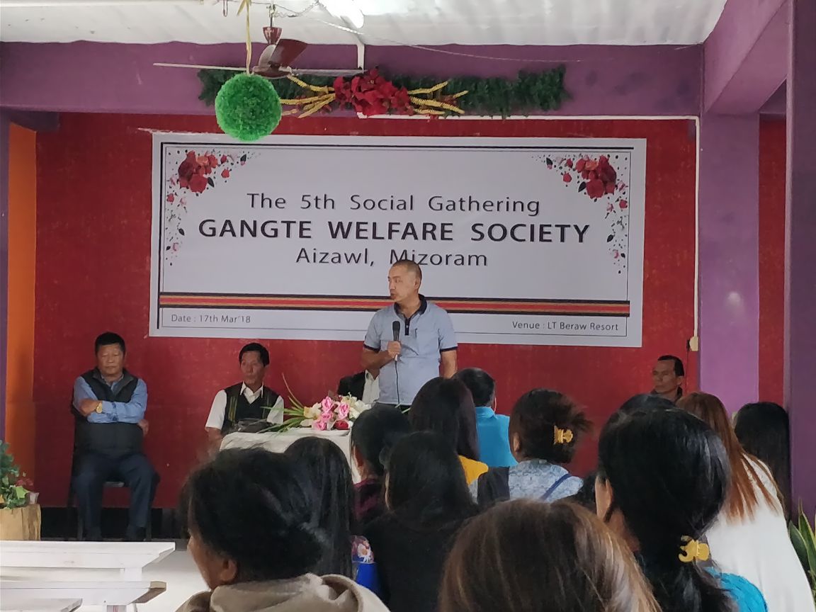 GinGangte's tweet photo. #Mizoram: Hundreds of #Gangte community in #Aizawl today thronged #LTResort #Zemabawk #Aizawl with festive spirit and traditional brotherhood. The #Gangtes are living in the state of #Manipur #Mizoram #Assam #Meghalaya. And, they are are also settled in #Myanmar https://t.co/DRHJlS1FPn