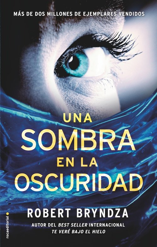 jacaco5's tweet image. Present of my sons and wife for Father day in Spain. The return of #ErikaFoster. Come on!!!! #Unasombraenlaoscuridad @RobertBryndza.