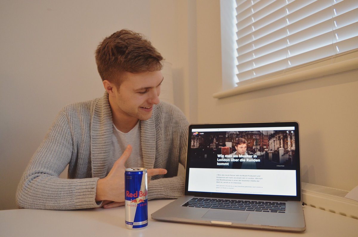 My interview with <a href="/redbullAustria/">Red Bull Austria</a> was released yesterday!
All about my life in London &amp; general challenges you face as a producer! German skills are needed 😄
--> redbull.com/at-de/j-mox-in…
Special thanks to Alexander Dollischal!