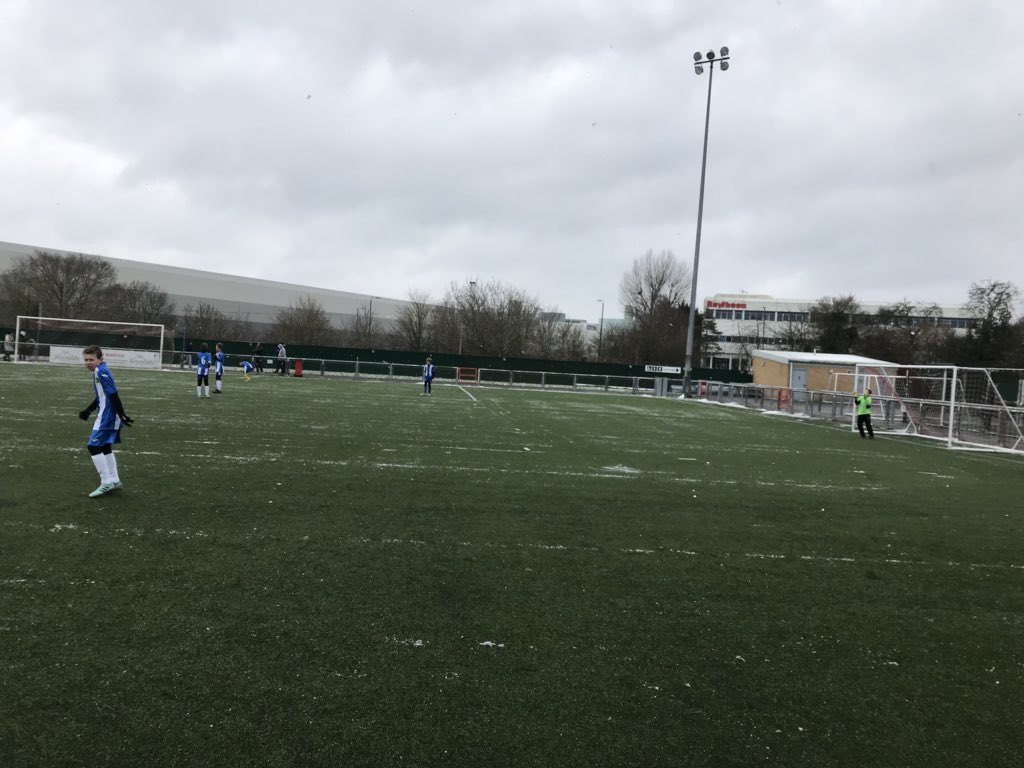 DanOBrien81's tweet photo. Pleased the boys game continued; short trip over to Harlow FC at their ground! Fantastic facility 👏🏼
0-0 result - continued improvement 👍🏼
That’s no goals conceded in 2 games since switching the boy to CB!!! #defence #control #leader #tozza20 https://t.co/t2cuxzbJVL