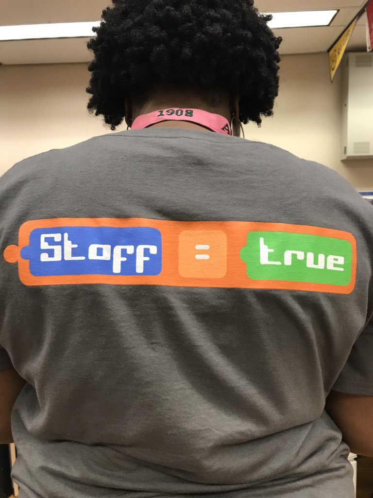 jeremywaisome's tweet image. It’s a beautiful day to learn how to code @UFCISE! Very excited to spend the day with the newly minted Dr. @JessicaNJones_ (she defended YESTERDAY!!!) who created this event to allow diverse role models to introduce CS to students at an early age. #CodeITDAY18 #CSforAll