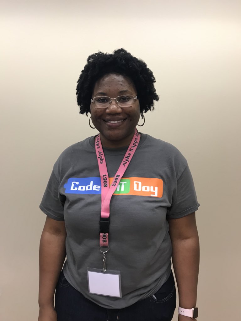 jeremywaisome's tweet image. It’s a beautiful day to learn how to code @UFCISE! Very excited to spend the day with the newly minted Dr. @JessicaNJones_ (she defended YESTERDAY!!!) who created this event to allow diverse role models to introduce CS to students at an early age. #CodeITDAY18 #CSforAll
