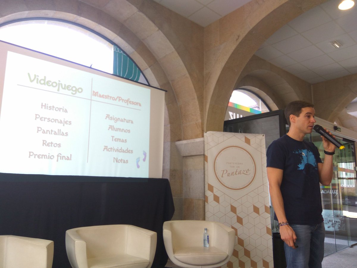 GamificationJam's tweet image. Oleee Isaac!! Terminando por desgracia con su ponencia 😰