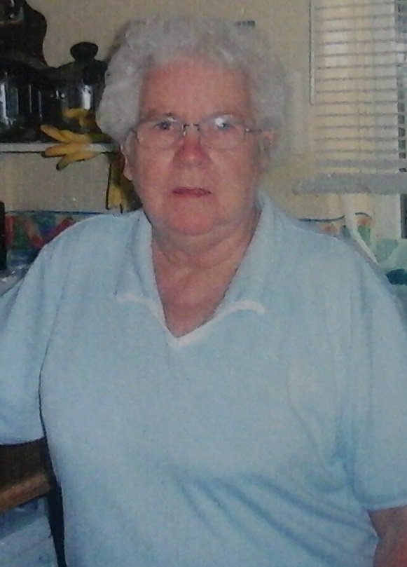 Police say they're concerned for 87 year old Doreen Cronshaw who's gone missing in #Audenshaw. Officers say she suffers from dementia and isn't wearing suitable clothes for the wintry weather. They're asking anyone who's seen her to get in touch. She was wearing a purple coat