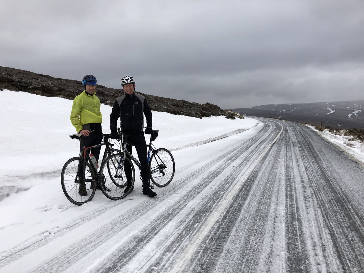 ositstomc's tweet photo. ‘‘Tis Cold and icy up dem hills this morning #featherbeds https://t.co/nTpceV1MF5