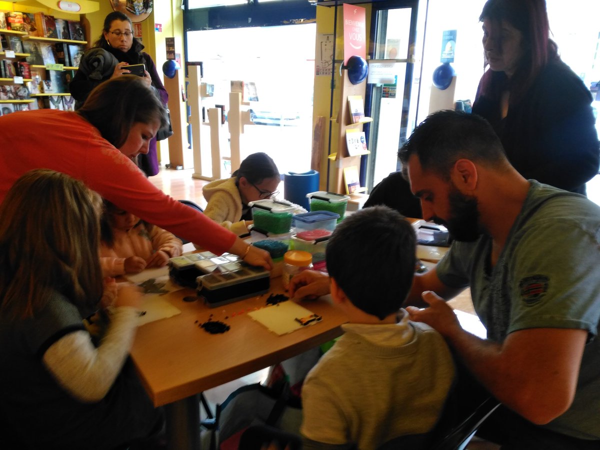 AcffAsso66's tweet photo. Animation Pokémon a @FranceLoisirs Perpignan https://t.co/GsXzSLEOuI