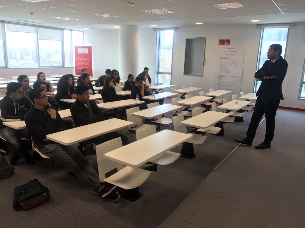nooralami7's tweet photo. Mot de @tawhidChtioui dans le cadre du concours d'admission à @emlyon_casa #earlymakers https://t.co/bgk1qhNcaF