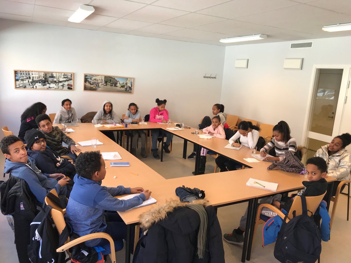 Shidenay's tweet image. Pure satisfaction teaching these kids Tigrinya, Culture &amp;amp; History #Eritrea #homelanguage #identity #SaturdaySchool #Sweden