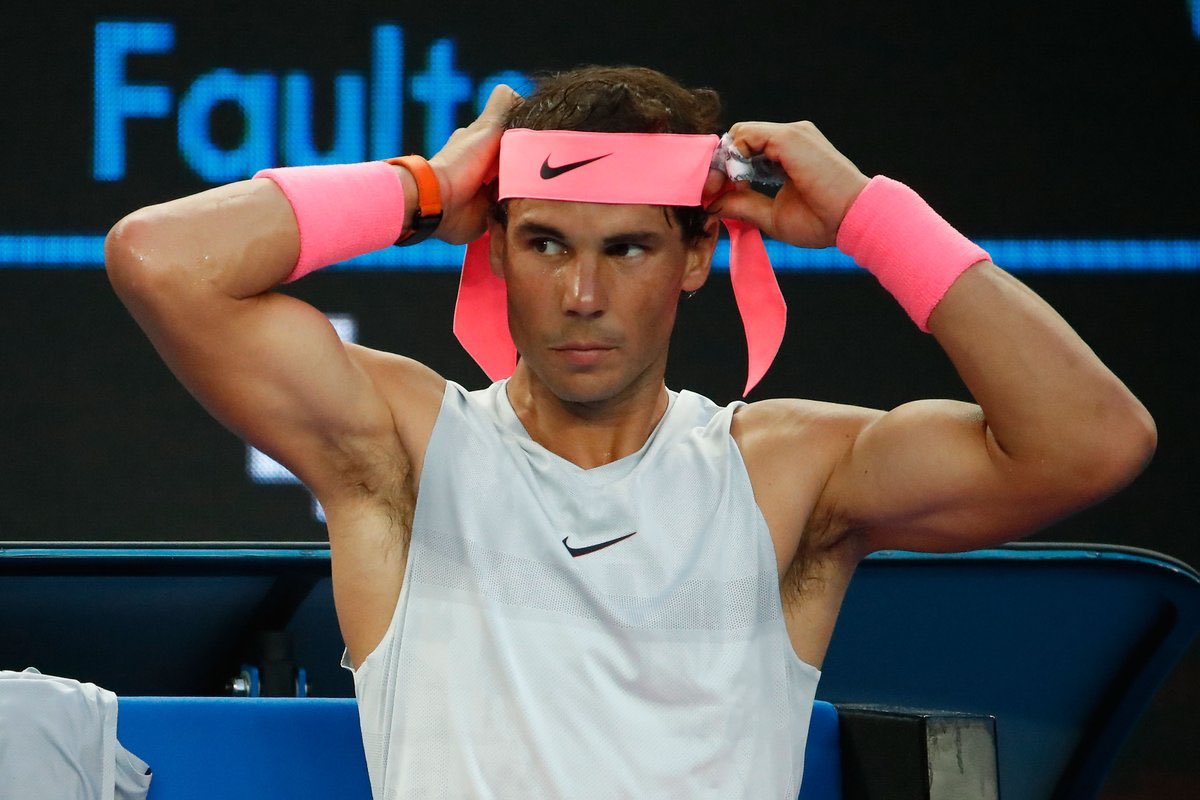 Arni_Abd's tweet photo. Sleeveless Rafa, who else can rock it like him? #whilewaitingforRafa https://t.co/D3jdd3IiCB