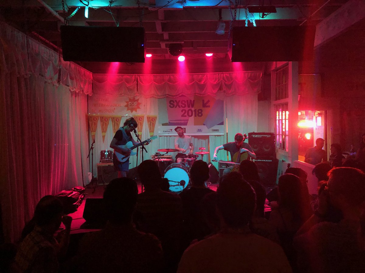 TuneCore's tweet photo. Another killer night of showcases at #SXSW! #TCSXSW18 https://t.co/O3wiKYeuBJ