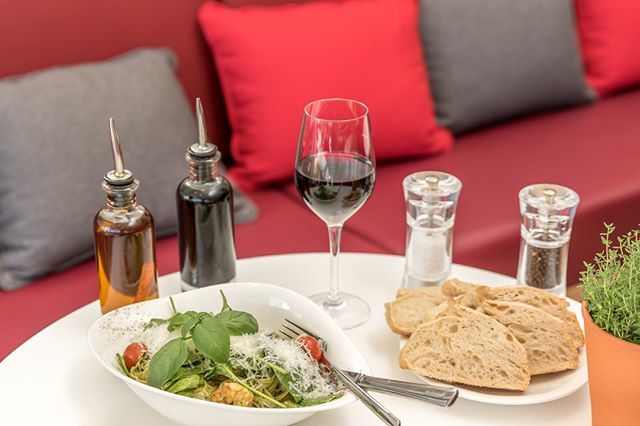 Vapiano_Fr's tweet photo. Aussi addictif à regarder qu’à déguster 🤩
#vapiano #lovevapiano #myfoodstyle #italianfood #italian #homemade #homeoffreshness #cucinaitaliana #pasta #pastalover #italiancuisine #buonappetito https://t.co/8WSQc3zsWG