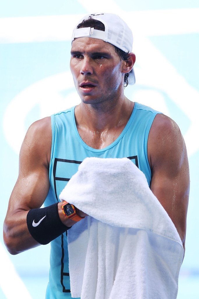 Arni_Abd's tweet photo. Wiping Rafa #whilewaitingforRafa https://t.co/fBTqpvUJRa