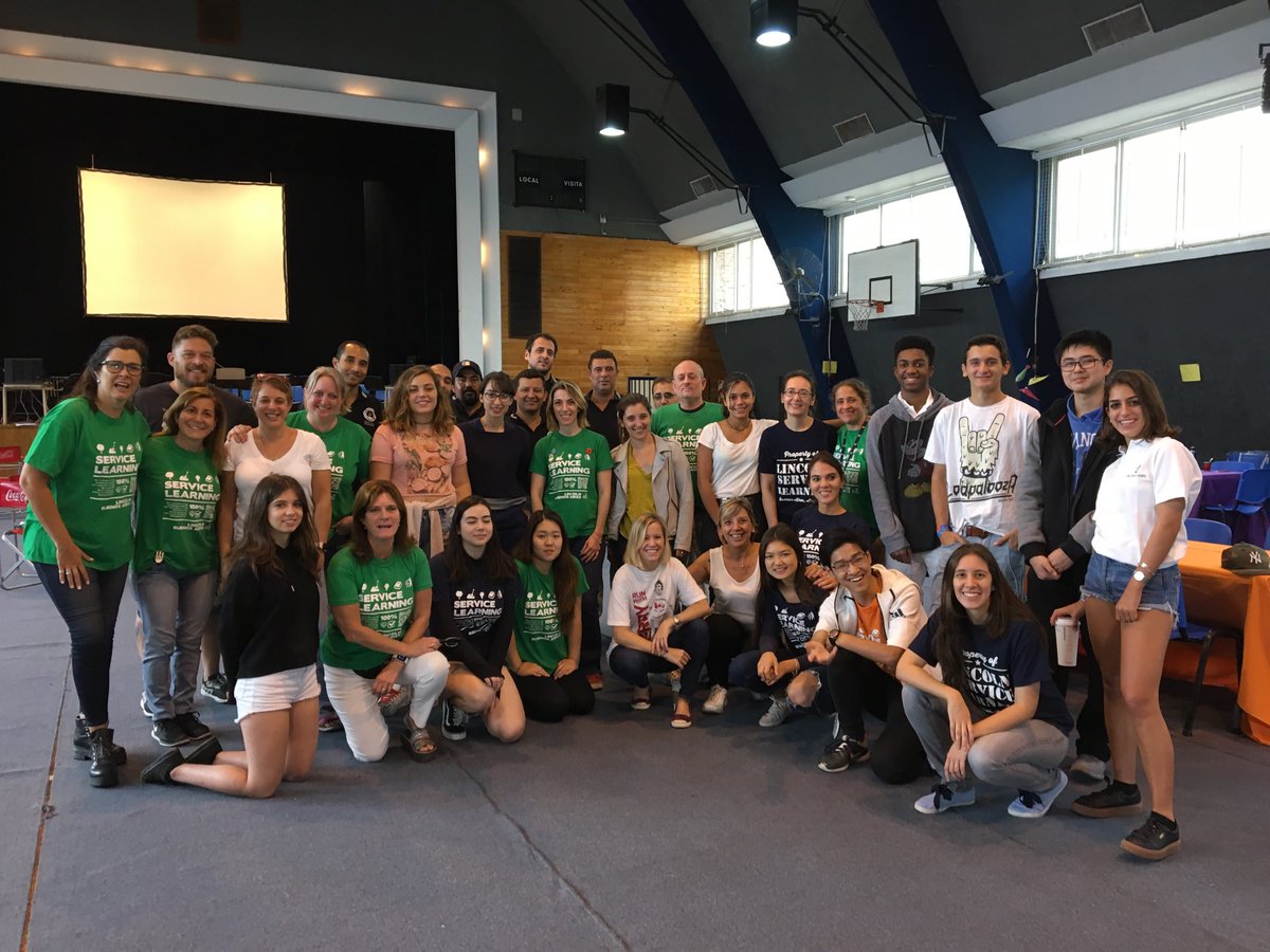MechidiPaola's tweet photo. Family fun day at #aelincoln @AELhighschool @AELincolnCS Hay equipo! https://t.co/aj6Dsp3OAq