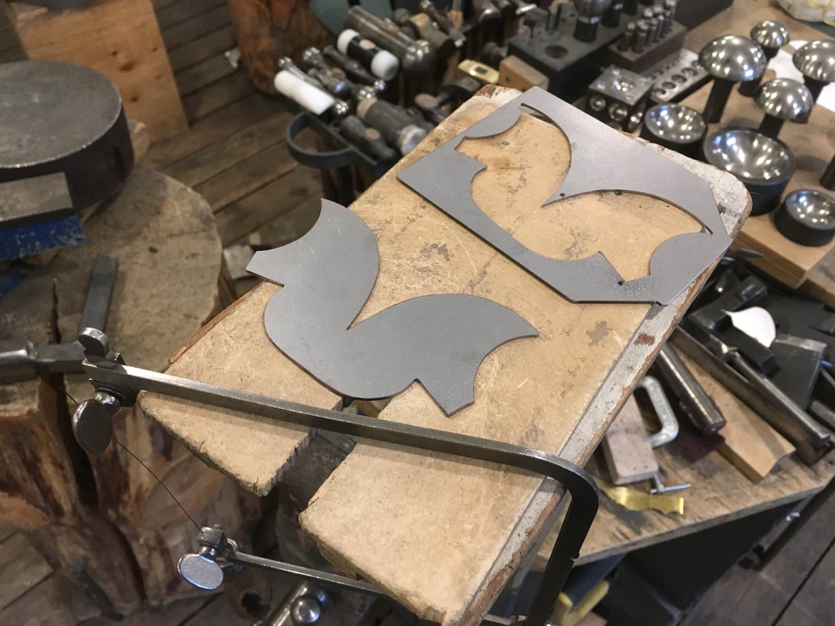 JeffdeBoer9's tweet image. This week I started to make and fit the parts for the dog helmet.  #yyc #thinkmaking #dogs