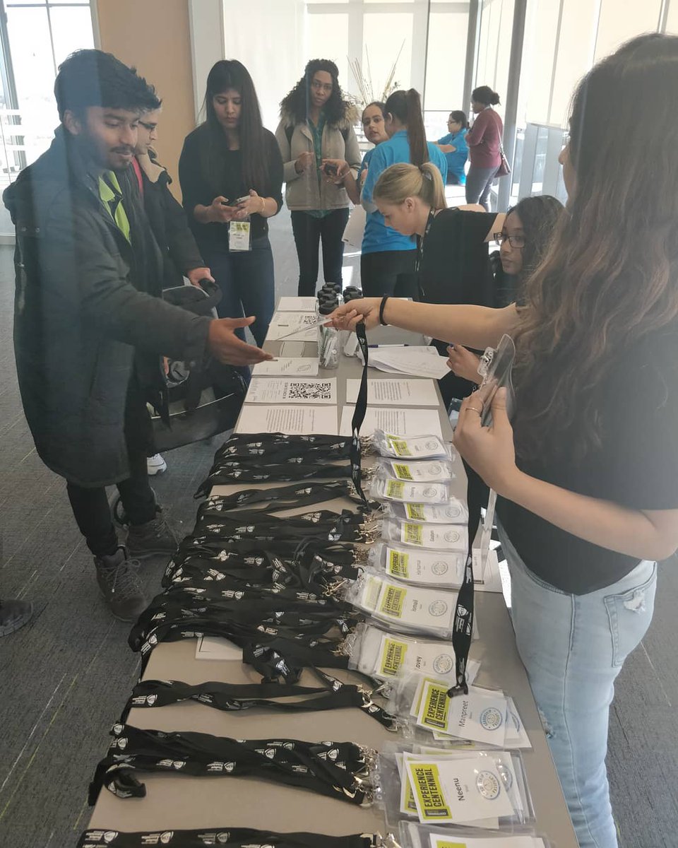 shapecentennial's tweet photo. @CentennialEDU Students #stayengaged during this fine Saturday

#centennialconnects #interconnectedleadership #stayengaged #ccslc2018 #learn2lead #experiencecentennial @ccsai @CentennialEDU https://t.co/iG52RwTsd7