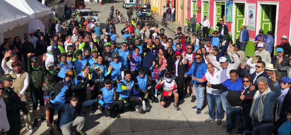 LaRegionCentral's tweet photo. Estamos listos! 🤝El #BikeTour va a dar inicio desde el municipio de Murillo, recorrerá 55 km 🚵‍♀️ hasta el municipio de Santa isabel. #EnBiciPorLaRegiónCentral #TolimaEsBiciRegión https://t.co/0s7Va4MUDJ