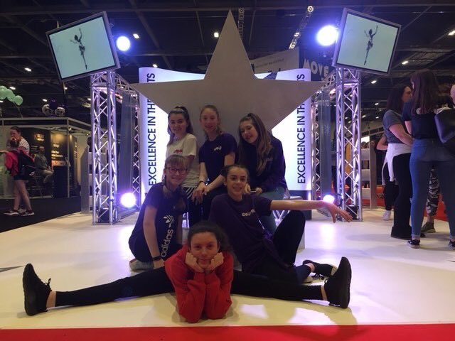 ItzMegzy's tweet photo. What an amazing day! I wish I could go back💓 thank you  @capajuniors ❣️
Hope @CAPACOLLEGE do amazing🙉
Photo credits to @JoeGWDavis &amp; Pauline https://t.co/nFN7UpzA9T
