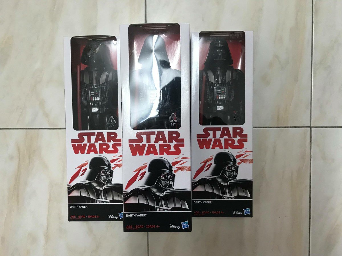 Star Wars The Last Jedi 12-inch Darth Vader Figure
ราคาพิเศษ 509 จาก 660 บาท
เหลือ 4 ตัวสุดท้ายครับ