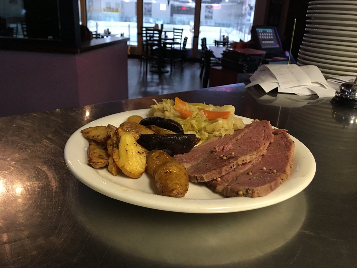 Brooksys1's tweet image. It’s on corn beef cabbage