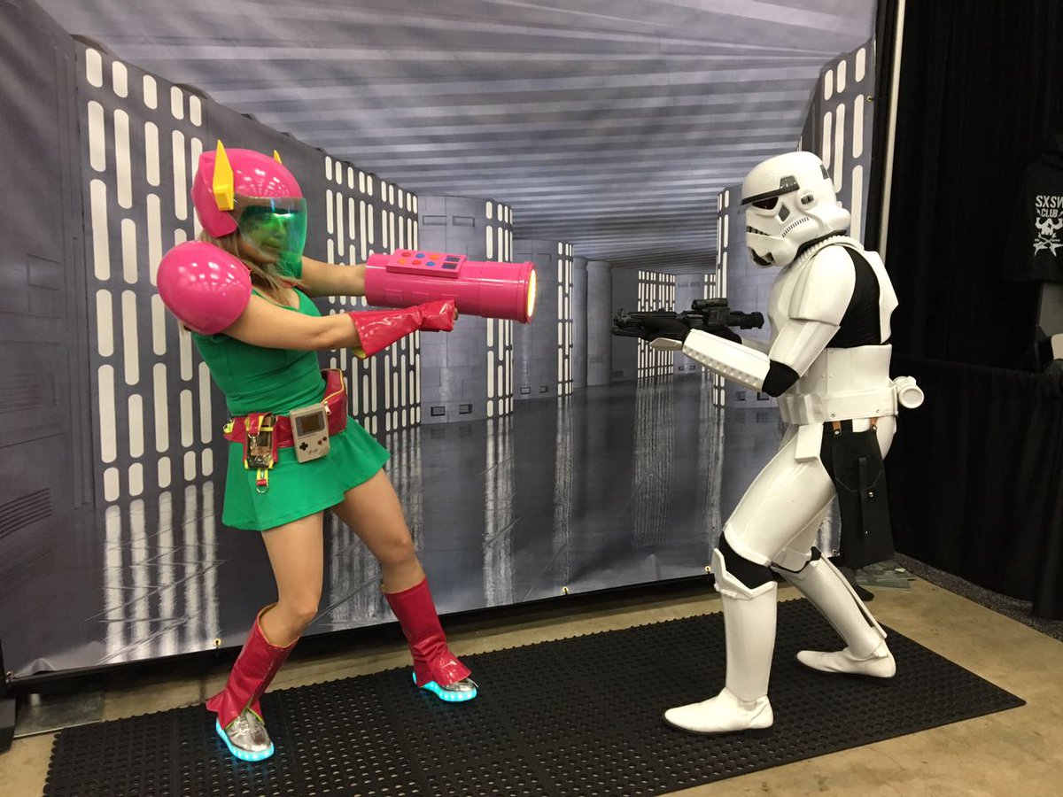 pixelripped's tweet photo. This #screenshotsaturday is dedicated to #cosplay makers! without Antonio Marcelo(helmet/lasergun/shoulder), Marcos Ferreira (belt/gloves/boots) and Fabiene (sew the dress), @Anagamedev Dot's cosplay won't be a reality at #SWSX2018 and #GDC2018!
https://t.co/4TpzZDbBkW
#indiedev https://t.co/lEHhcxvNsQ