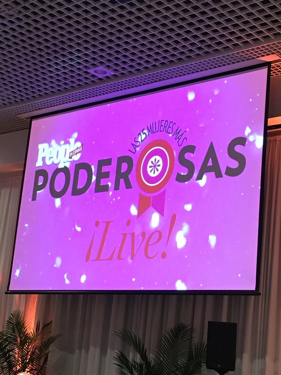 OlgaPeriodista's tweet image. Mujeres Poderosas People en Español.#poderosaslive #MujeresPoderosas