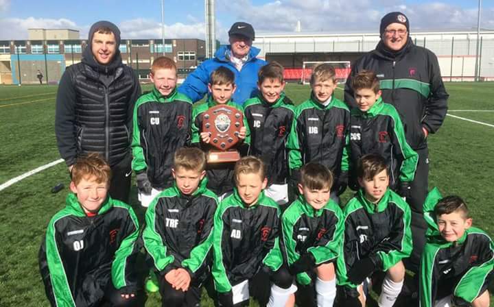 ysgolca's tweet photo. Llongyfarchiadau Alex a gweddill carfan Sir y Fflint. Pencampwyr Gogledd Cymru 🎉
Congratulations to Alex and the rest of the Flintshire squad. North Wales champions 😁 https://t.co/NykkaUTB47