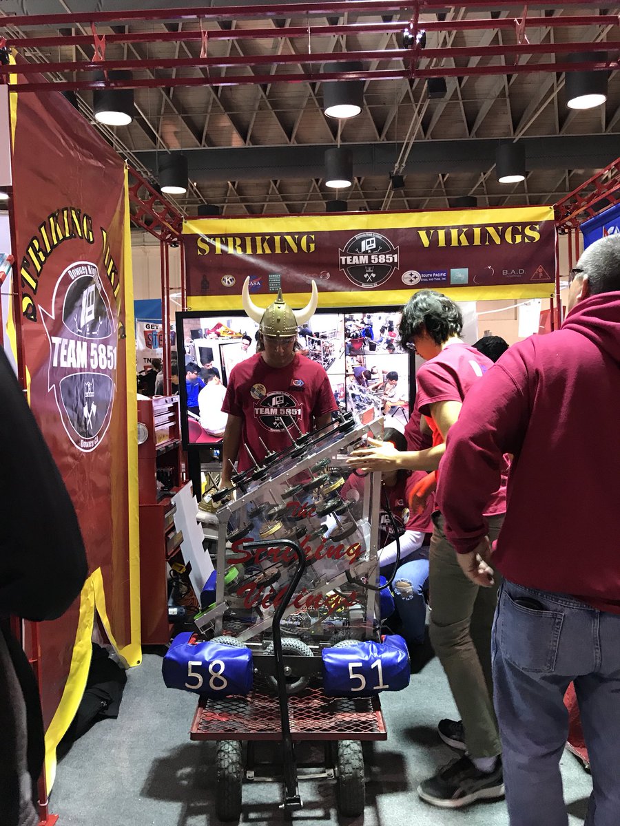 Team5851's tweet photo. Starting the day with that W!! 219-214 a close battle but our drivers helped to pull through!! LETS GO STRIKING VIKINGS ❤️💛❤️❤️💯💯 https://t.co/Gwx3TDxEio
