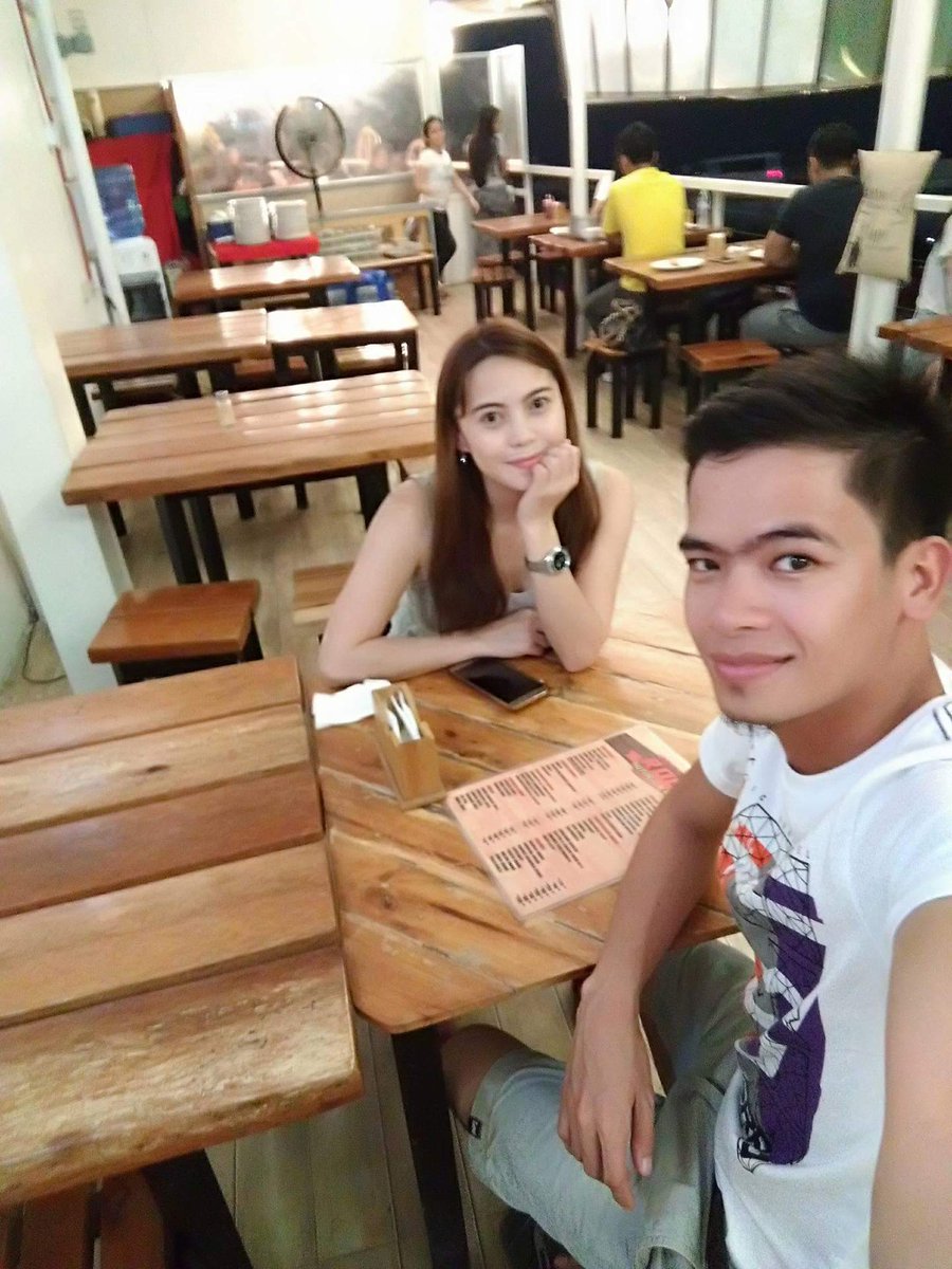 Mariyaeeehhh's tweet photo. As he read, I fell in love the way you fall asleep: slowly, and then all at once.#JhonGreen #TheFaultInOurStar #love https://t.co/N3VZyo9EkE