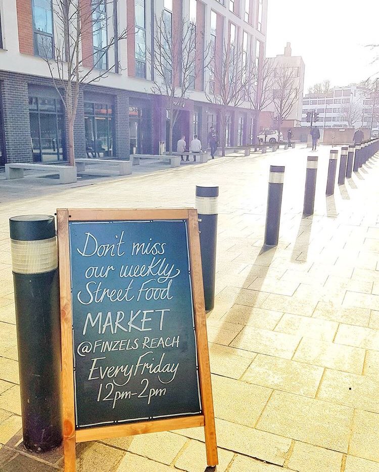 Staying at <a href="/BFR_PI/">BFR Premier Inn</a>  <a href="/premierinn/">Premier Inn</a> #premierinn #finzelsreach #bristol and arriving early? Then don’t forget the <a href="/FinzelsReachMkt/">Finzels Reach Market</a> #streetfood market is on 12-2 every Friday -  right outside! cc