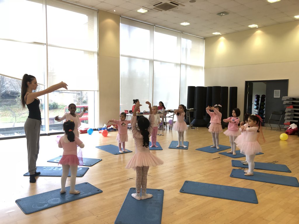 eldatango's tweet image. Shiningperforming arts enroll now 07799411832