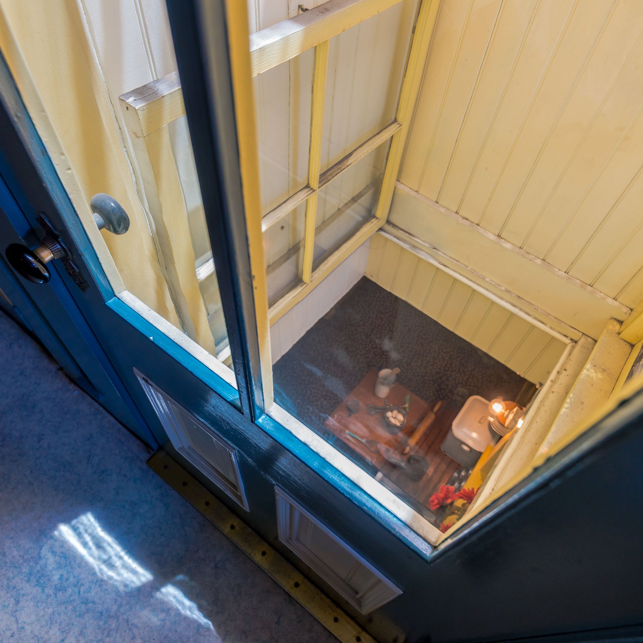 Winchester House on Twitter: "Drop in for a spell in our seance room