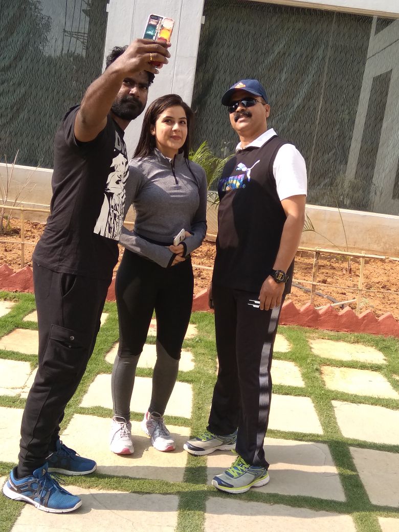 z_theangel's tweet photo. After your Zumba Session, when people wants to take a selfie with you...😊😊😊
#MissJodhpur #MissMagician #MissRFF  #Top111WomenOfRajasthan2017 #MissJFS #MissDesertIndia #MissIllusionistModel #MissWOTFA #Top65WomenOfIndia2017 #WomenAchieversAwards2018 #MissSuncity #MissFitness👑 https://t.co/MX4DuQlKTM