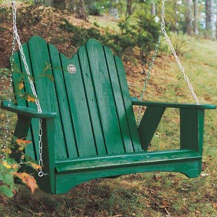 HomeGallery's tweet image. Happy St. Patrick's Day! Our Journey to the Pot O Gold collection includes some of our favorite green, orange, white and gold decor pieces buff.ly/2phb8v8 #StPatricksDay