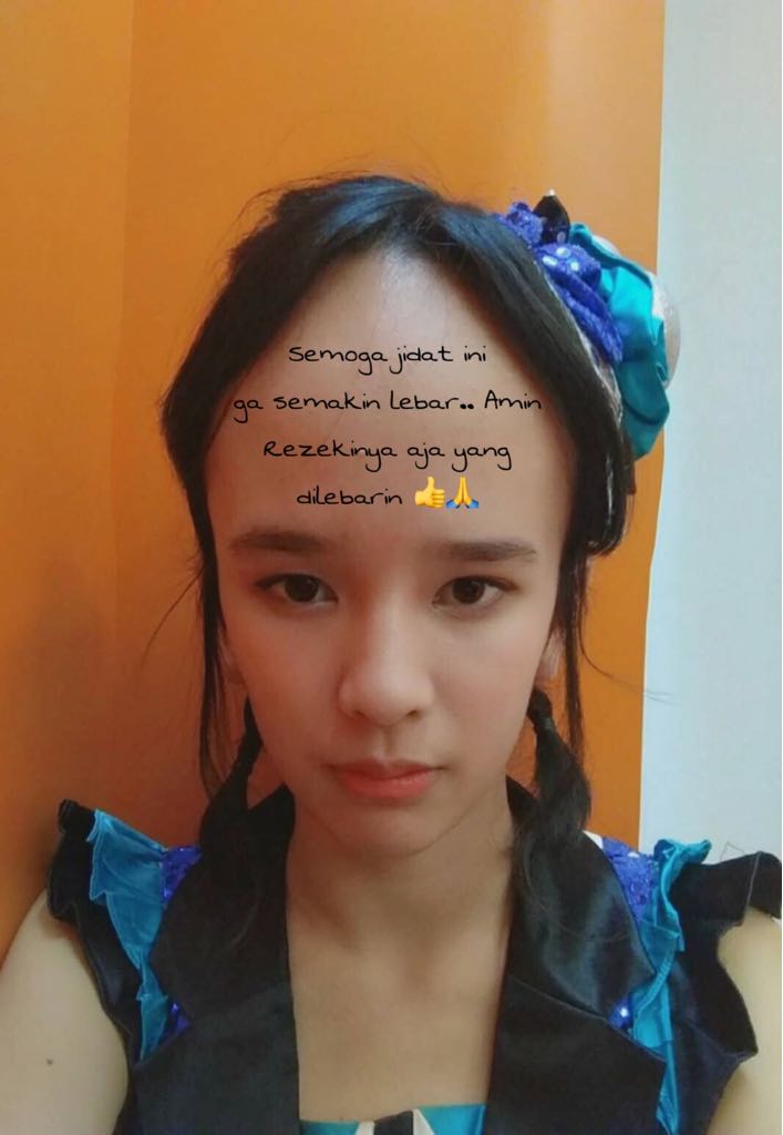 rona__ang's tweet photo. Happy birthday @bebyJKT48 !! Wkwkwkwk 😂🤣😅 https://t.co/OB2RQukHzv