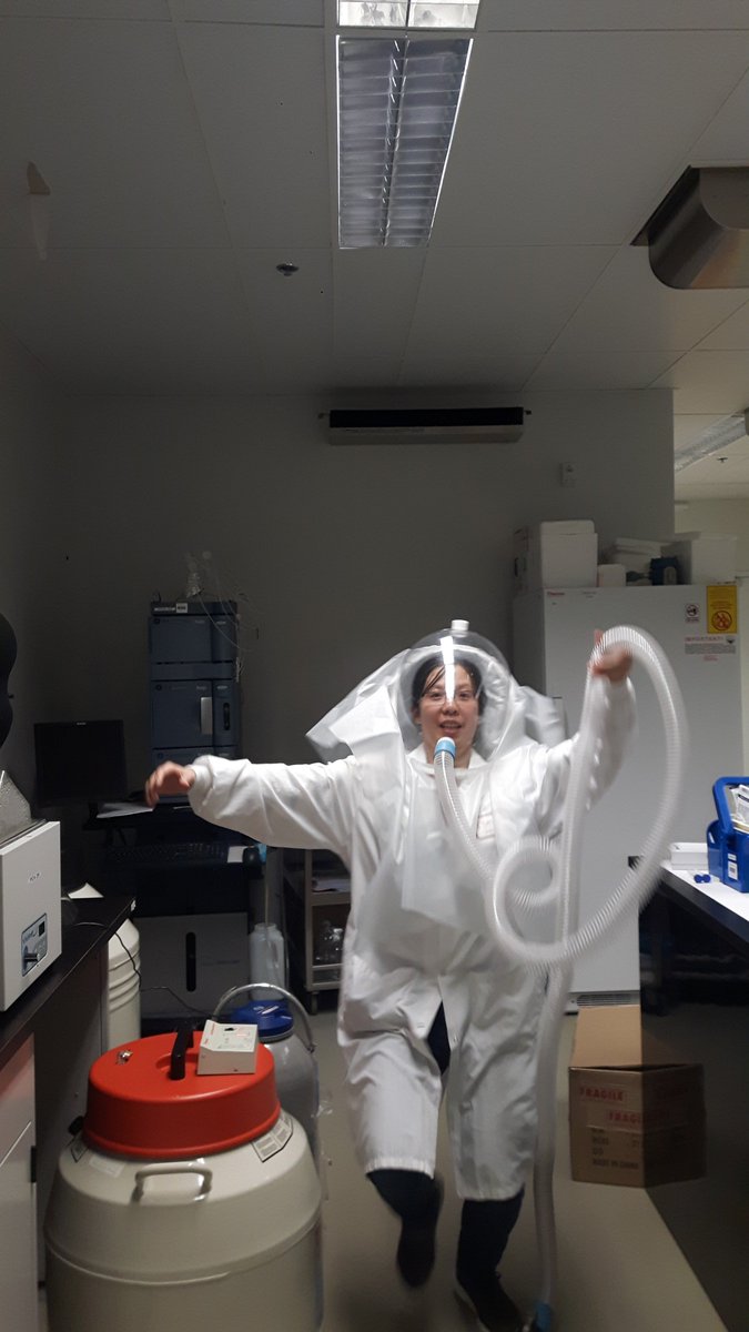 OcSnpConU's tweet photo. Done with resting energy expenditure measurements for the day?  Why not go for a walk on the moon? #IndirectCalorimetry #PERFORMCentre #ScienceIsFun  #WalkingOnTheMoon #SNPSteps18 https://t.co/DgkugOwgQf