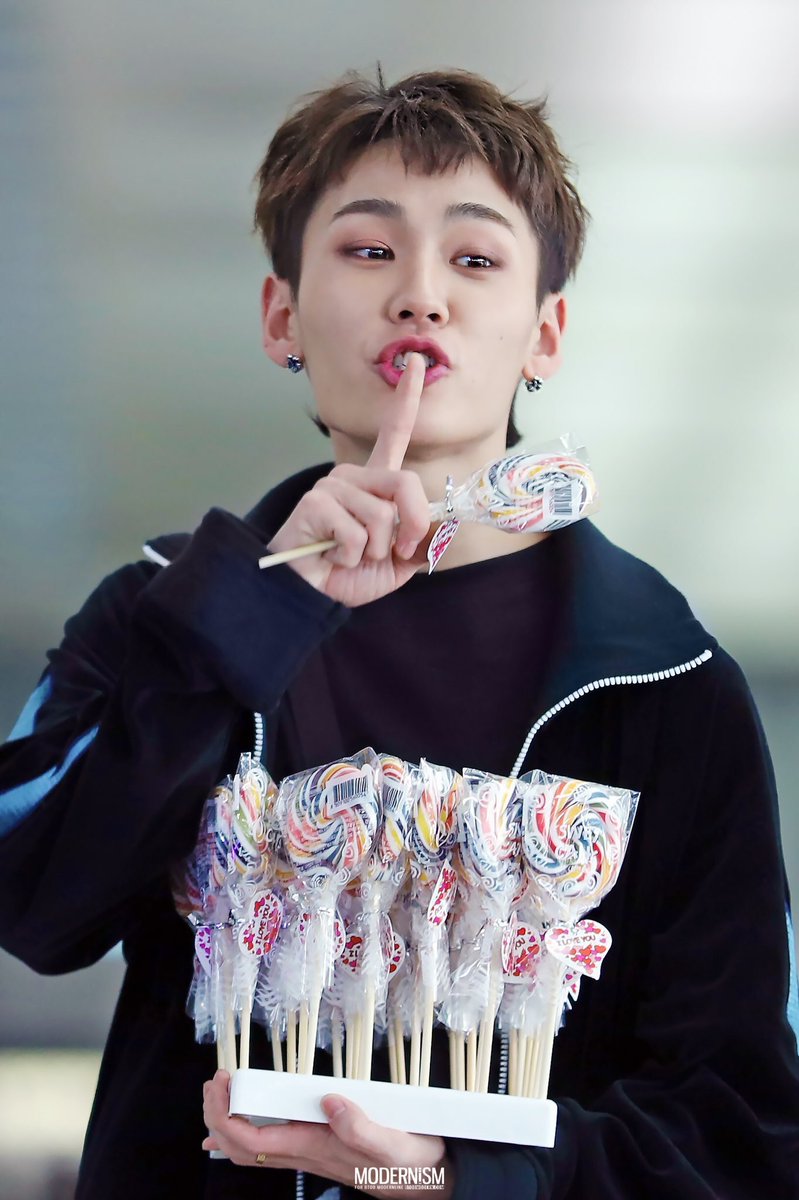 ilhoonsarchive's tweet photo. candy boy 🍭 https://t.co/OvJLUA5FMd