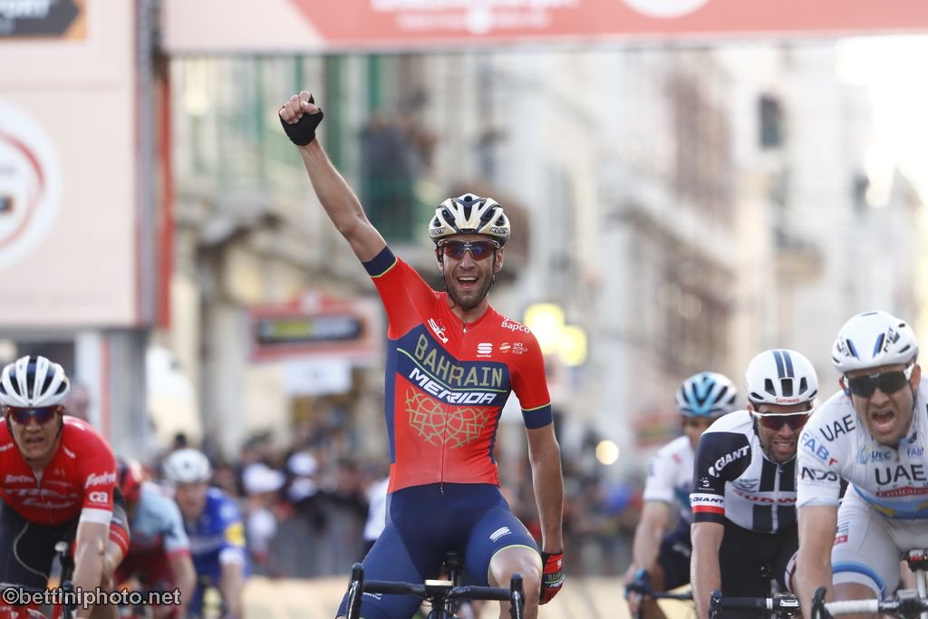 🇮🇹 #MSR
🎙️ <a href="/vincenzonibali/">Vincenzo Nibali</a> "You need a perfect day to win an unpredictable race like this. I tried with a solo attack and stayed focus on my action. Never looking back until 100 mt to go. 
It's a wonderful victory"
📸 <a href="/bettiniphoto/">BettiniPhoto</a>