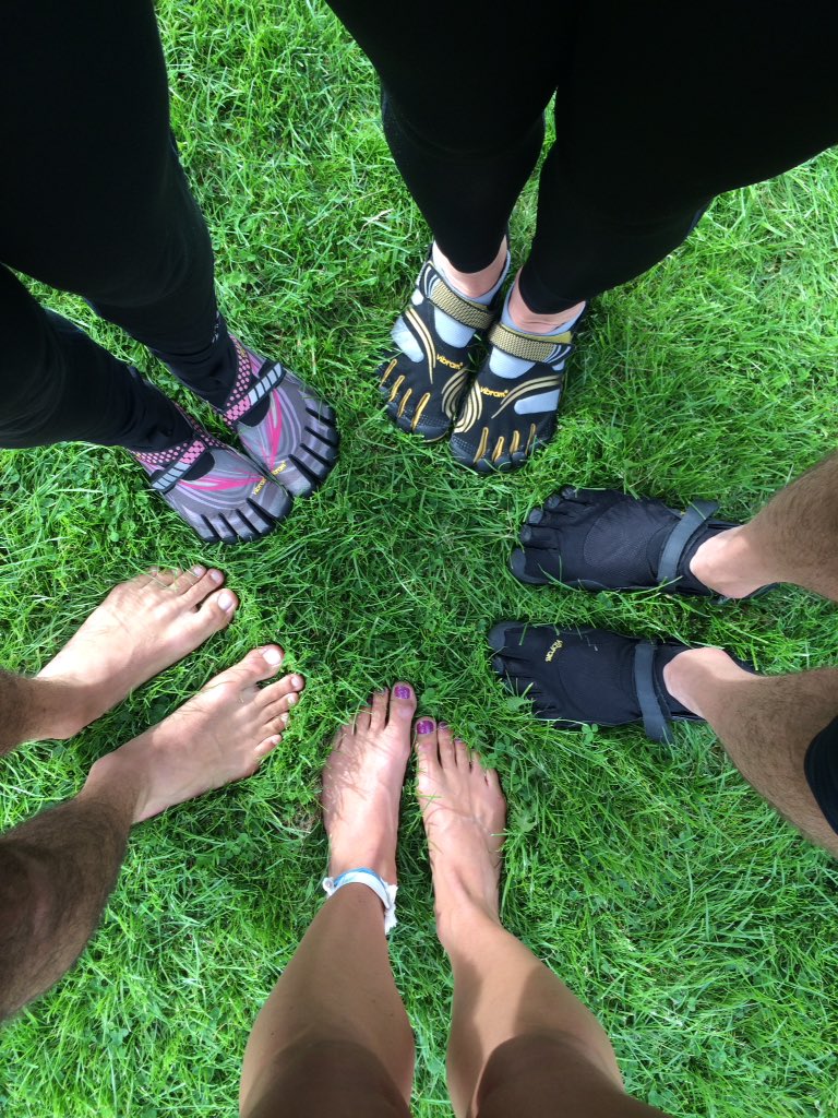 Feetback020's tweet image. GOED MIS
Als werken je grootste hobby is geworden is het toch goed mis. Hoe leuk alles ook is 😊. 
DUS volgende week start voorlopig even de laatste techniek training Barefoot - Natural running. Er zijn nog twee plekjes vrij! Zie feetback-amsterdam.nl.