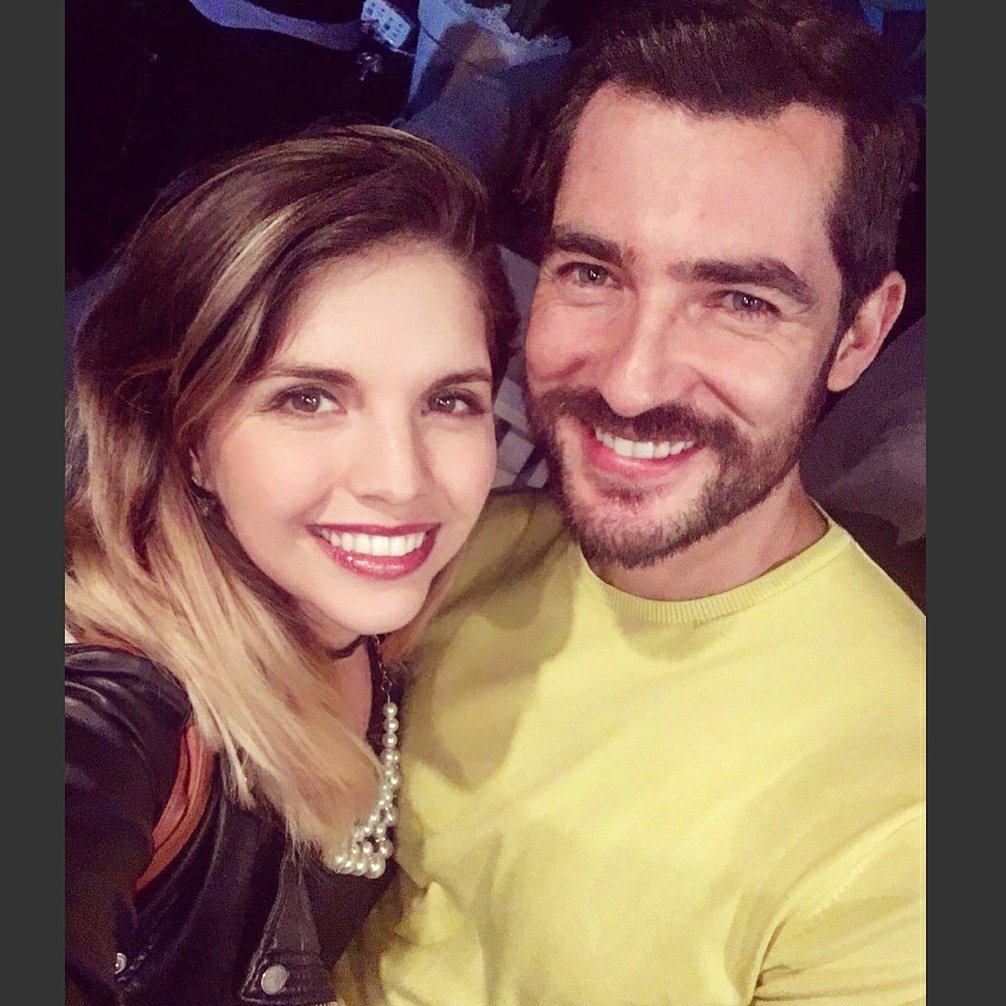 manuelbalbimex's tweet photo. Manu party!💛 @MANUELBALBI 
Compañeros y Grandes Amigos! 
@jesusmoreactor @LorenaDelCast @carmenaub @wdeloscobos @glendareyna @Pal_JM / @juliangil @evacedenor @SBASANEZ @VictorGmusica @IlithyaM @altairJoficial @JosemariaTorreH #ESDLC #PorAmaSinLey #Reencuentro #QueNoPareLaFiesta https://t.co/iJ5eIyDvat