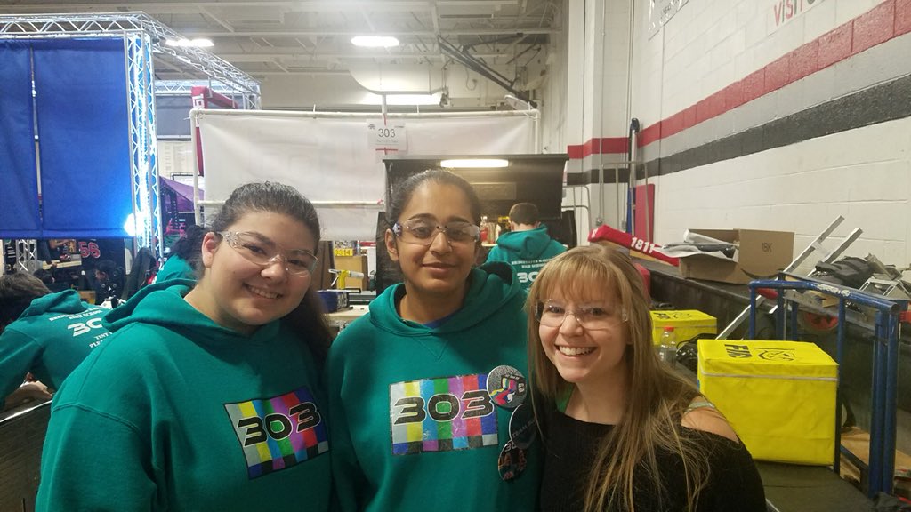 MilltownSTEAM's tweet photo. Miss Naselli with @FRCTeam303 in the pit! Now getting ready to watch their robot compete. Go Team 303!!!! https://t.co/2fVAyErlOY
