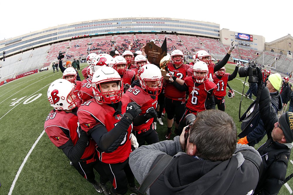 TravisBOUND's tweet photo. #BangorSlam #Titletown @bangorfb @BangorPride https://t.co/8LFBnlFCRp